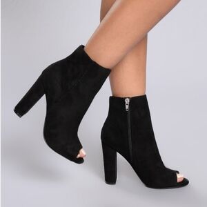 Fashion Nova Black Heeled Boots